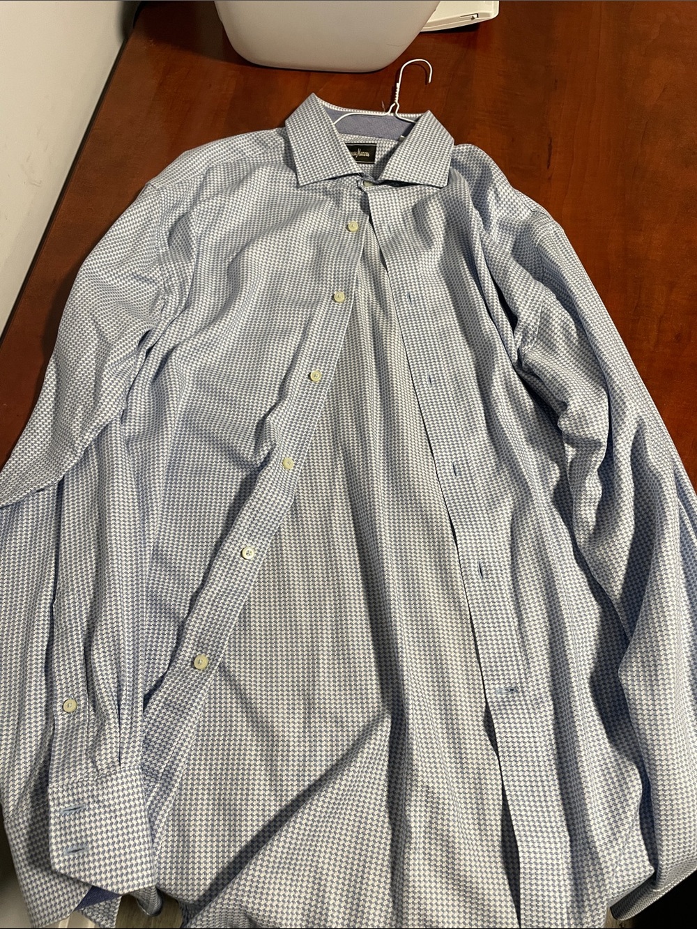 Men's five pack bundle neiman Marcus size L shirts